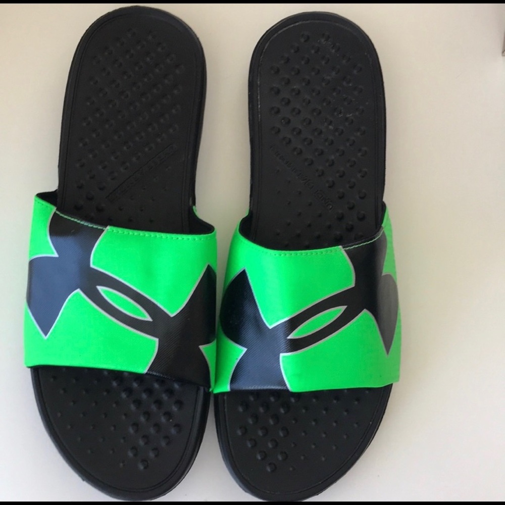 Under Armour Flip flops